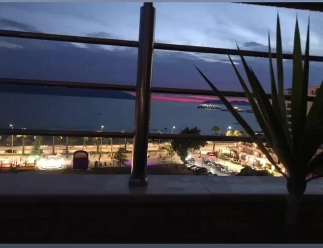 Sea Side Apartment Vlorë Exteriér fotografie