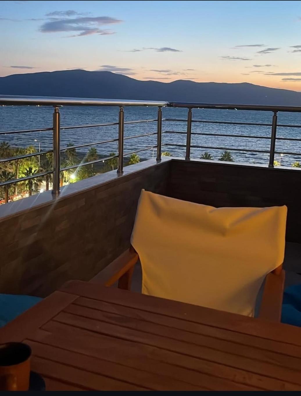Sea Side Apartment Vlorë Exteriér fotografie